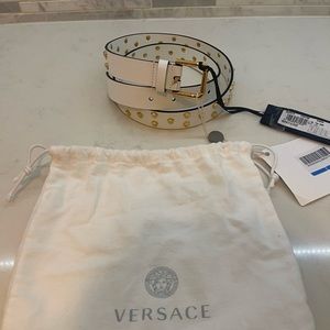 Versace DCDI015 DV3TNM MEDUSA STUD LEATHER Belt